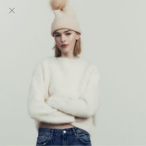 Zara Knit Pompom Beanie